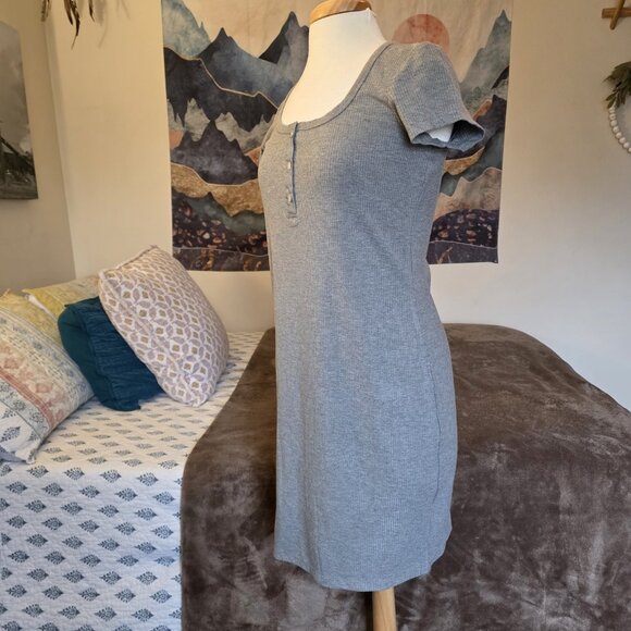 Mango MNG Fitted Ribbed Sweater Dress Grey Henley Short Sleeve Mini Size XL NWT - Picture 7 of 13